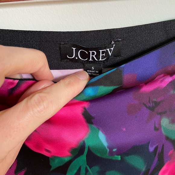 J. Crew Gwyneth Slip Skirt in Watercolor Floral, Size Small (S) - Picture 4 of 7